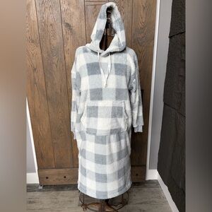 Cozy Plaid Hooded Sweatshirt